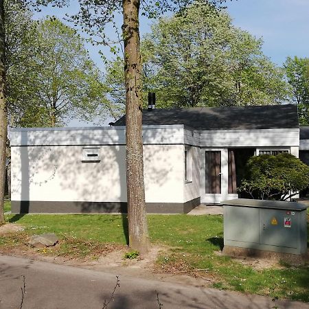 Rustige, Gelijkvloerse Vakantiewoning Met 2 Slaapkamers In Simpelveld, Zuid-Limburg Eksteriør bilde