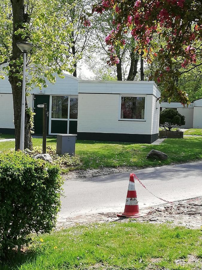 Rustige, Gelijkvloerse Vakantiewoning Met 2 Slaapkamers In Simpelveld, Zuid-Limburg Eksteriør bilde